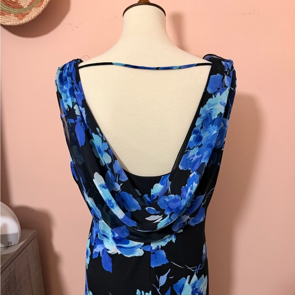 Connected Apparel Blue Floral Midi Dress Open Back with Draping Detail Sz 14 - Picture 3 of 7